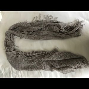 Long gray frilly scarf